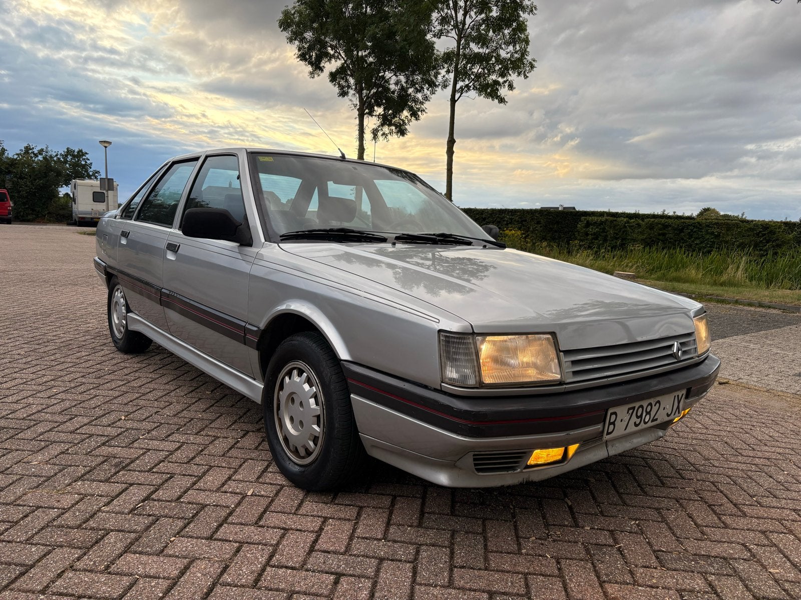 Renault 21 2.0 ti injection met airco !, foto 2