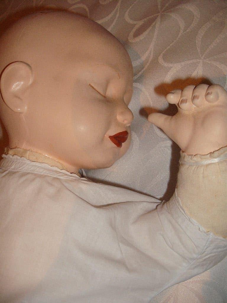 * Prachtige Babypop - zogenaamde oefen-baby - Jaren 60? *, Verzamelen, Poppen, Verzenden, Gebruikt, Pop