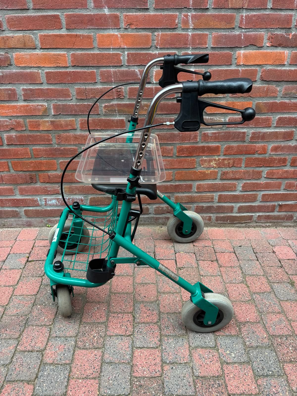 Prima Rollator groen, Ophalen, Zo goed als nieuw