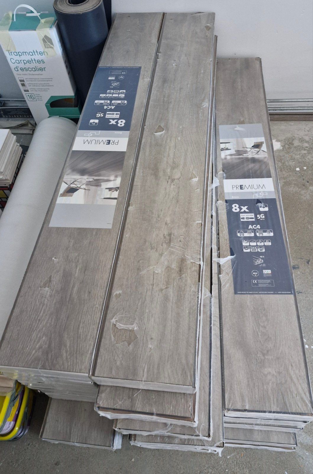 NIEUW Laminaat grijs/ beige 8x5G Ac4, 50 tot 150 cm, Nieuw, Ophalen of Verzenden, 10 m² of meer