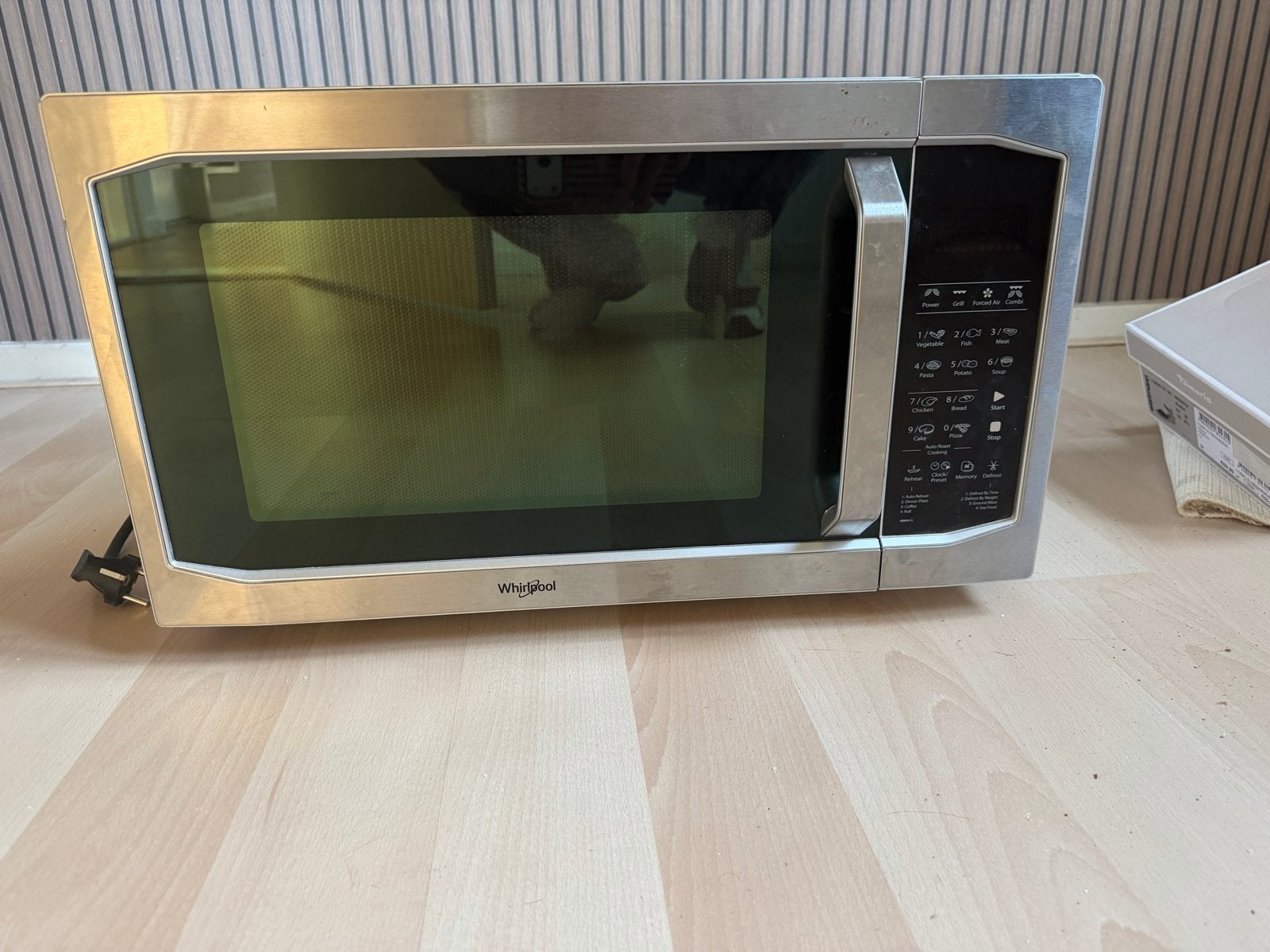 Whirlpool MWO 642 SL Combimagnetron 42L, Witgoed en Apparatuur, Ophalen, Combimagnetron, Gebruikt, Grill