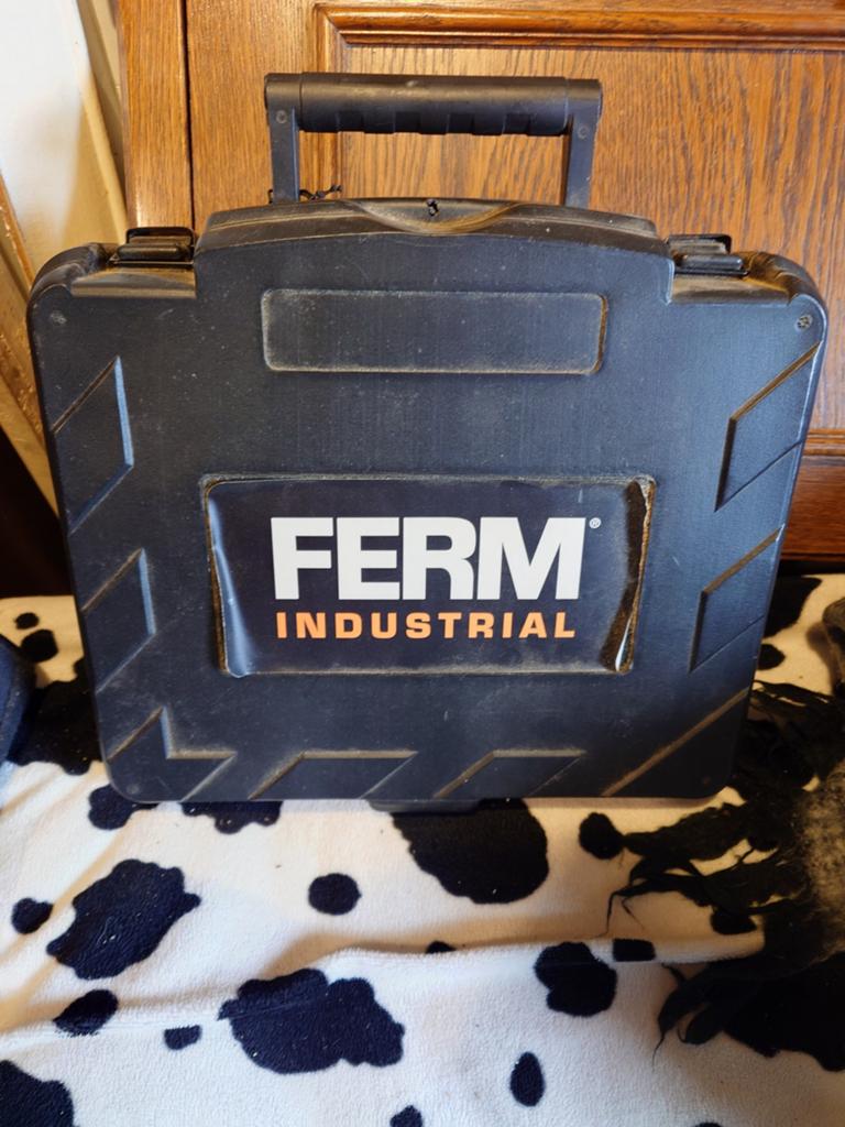 Ferm Industrial Decoupeerzaag JSM1025P in koffer, Gebruikt, 600 tot 1200 watt, Ophalen of Verzenden, Ferm Industrial