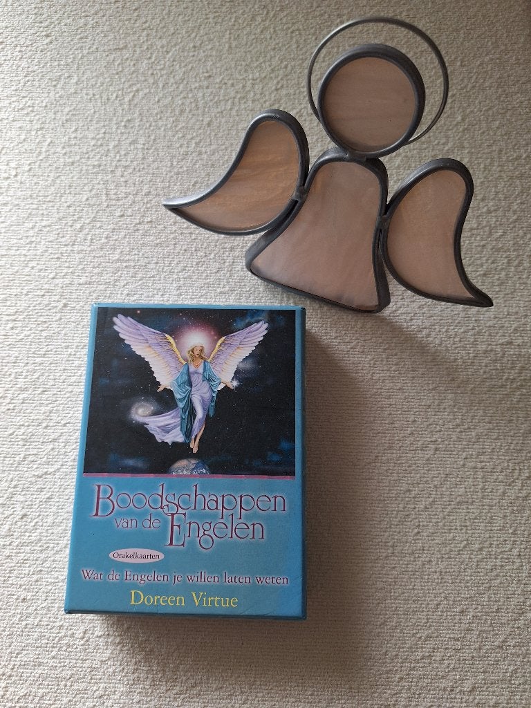 Boodschappen van de engelen Doreen Virtue, Ophalen of Verzenden, Zo goed als nieuw, Tarot of Kaarten leggen, Overige typen
