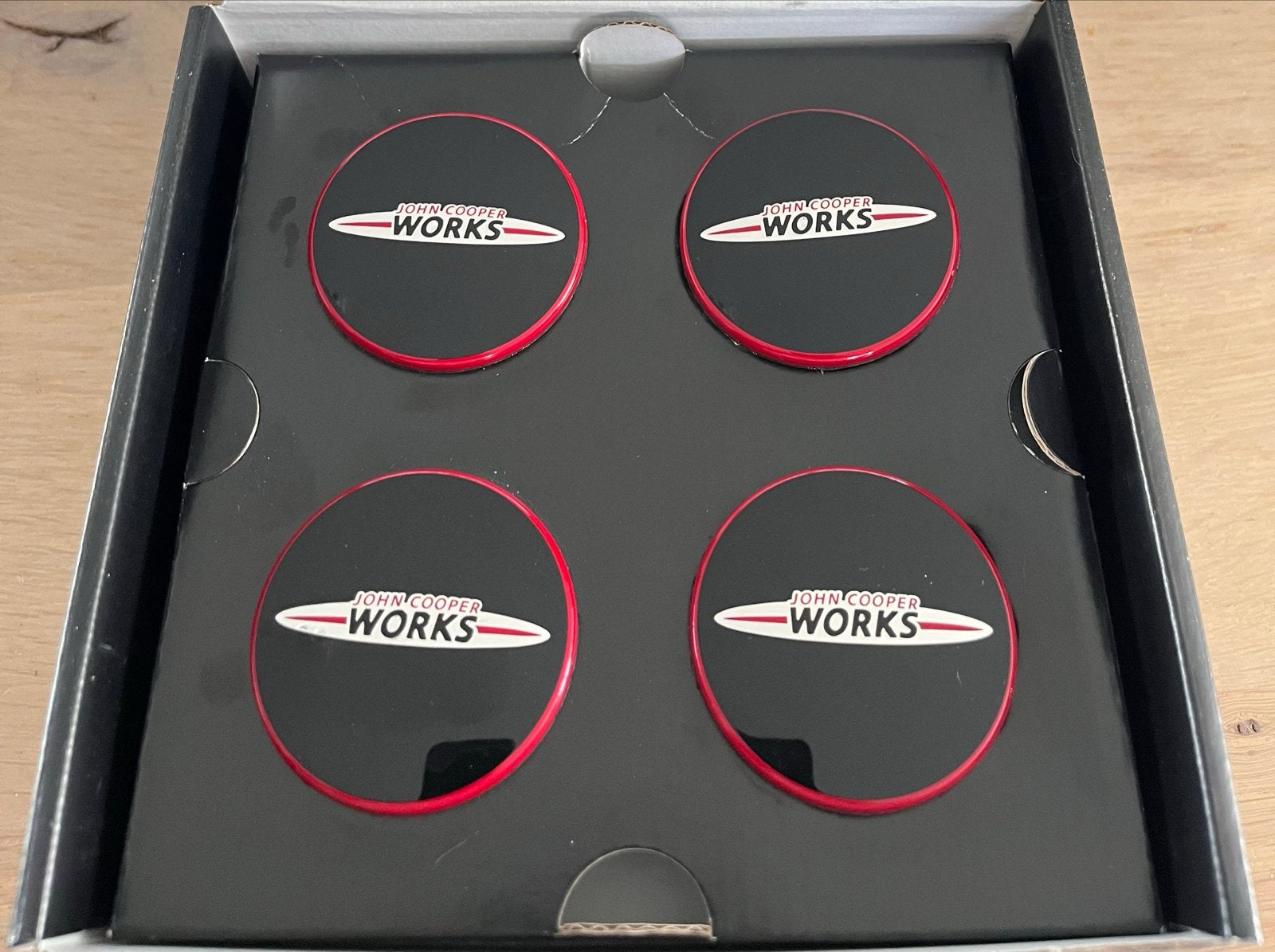 Mini Cooper Works Naafkappen (2 sets beschikbaar) Nieuwstaat, Ophalen of Verzenden, Gebruikt