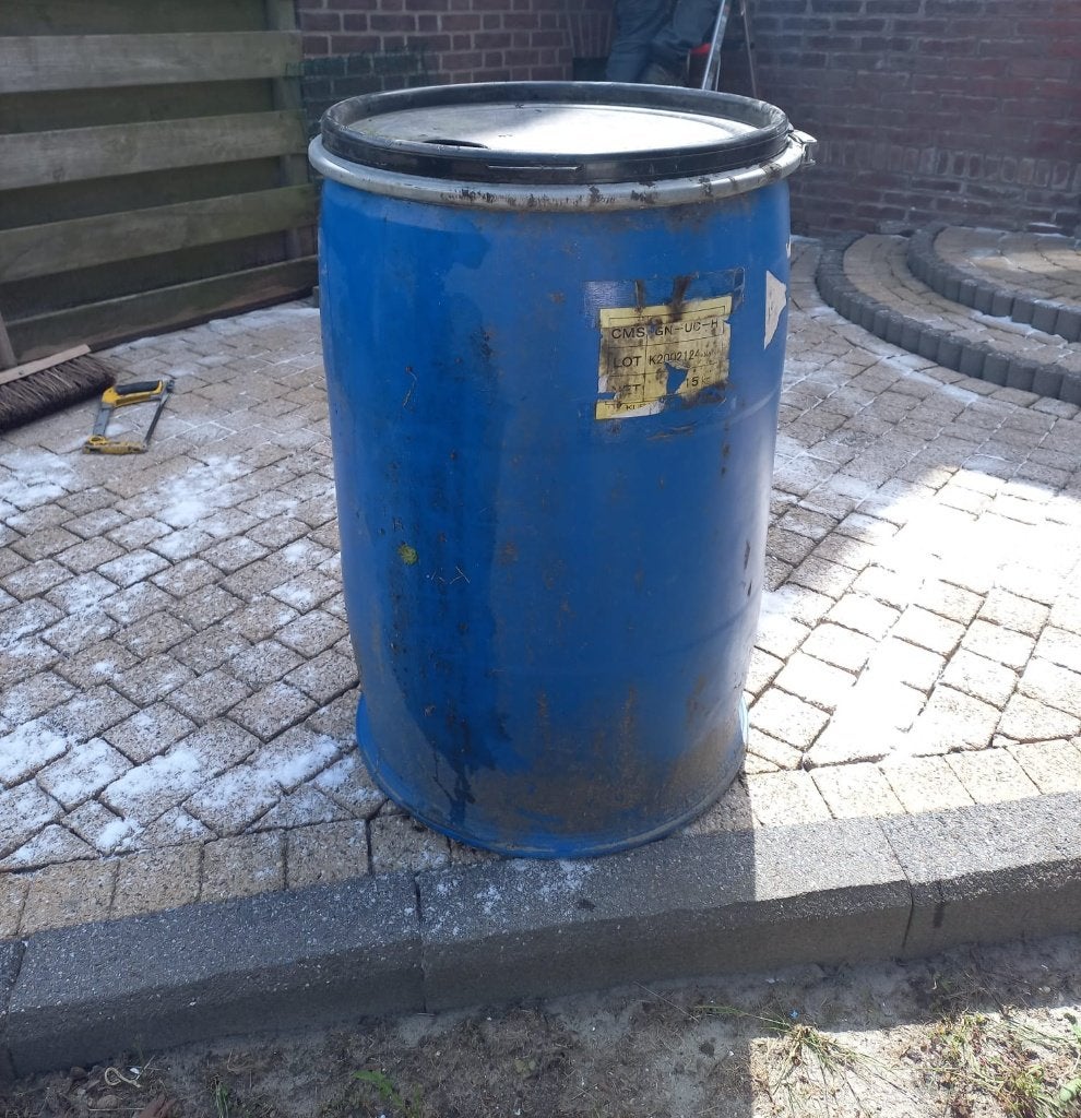 Ton, Tuin en Terras, 150 liter of meer, Ophalen, Gebruikt