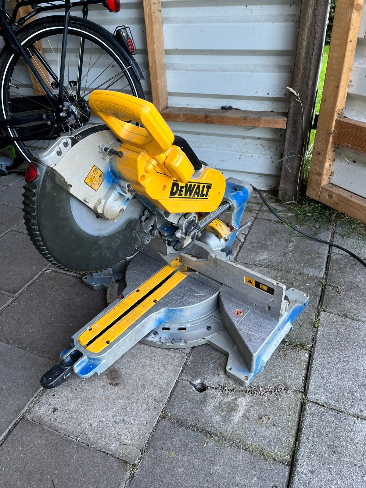 DeWALT DWS780 Verstek- en Afkortzaag, Ophalen, Gebruikt, 70 mm of meer, Afkortzaag
