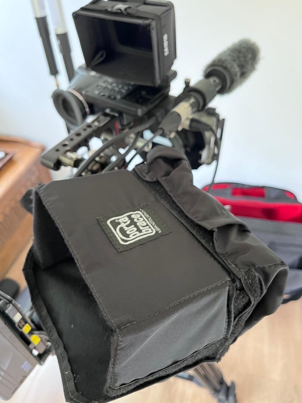 Foto 7 van Canon EOS C300 Mark II Cinema Camera Set