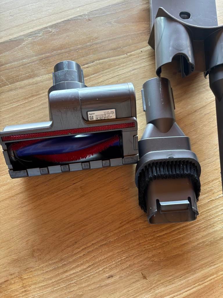 Accessoires voor de Dyson V8, Witgoed en Apparatuur, Stofzuigers, Ophalen of Verzenden, Gebruikt, Overige typen