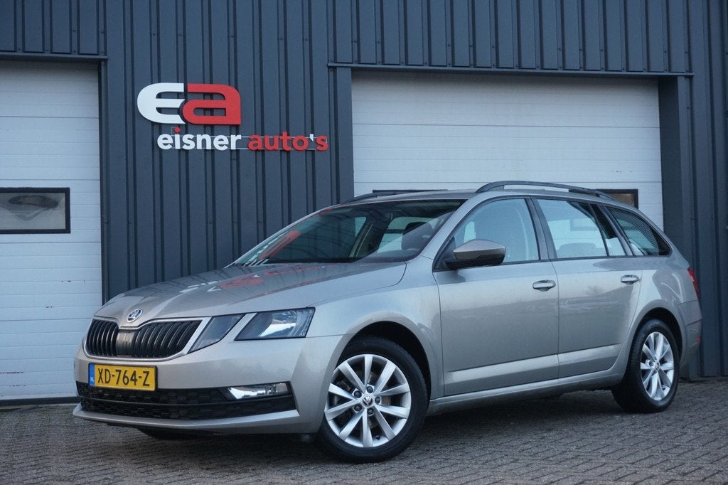 Skoda Octavia Combi 1.0 TSI Greentech Ambition Business | TR, Auto's, Skoda, Stof, Gebruikt, Met garantie (alle), 116 pk