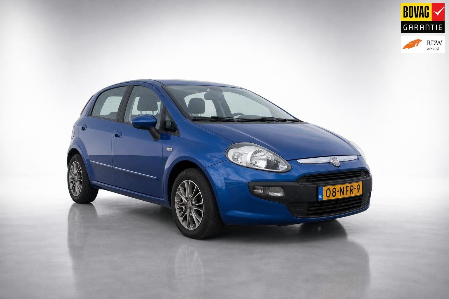Fiat Punto EVO 1.4 Active|airco|cruise|park s|nieuwe automaa, Auto's, Fiat, Euro 5, 4 cilinders, Parkeersensor, Origineel Nederlands
