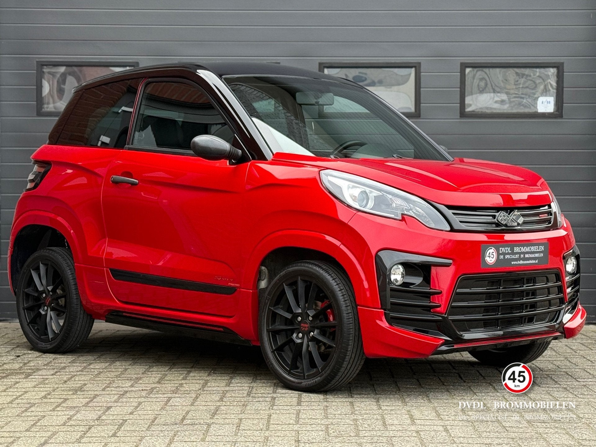Ligier JS60 Sport Ultimate Brommobiel 2022 STB 15dkm CARPLAY, Gebruikt, DVDL Brommobielen, Staarten 32
5281PL  Boxtel, NL, Info@dvdlbrommobielen.nl