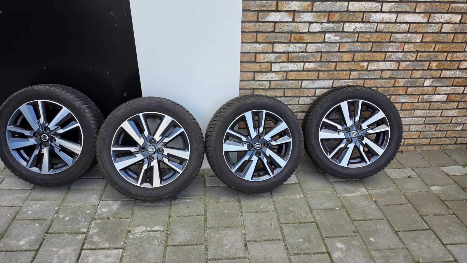 Nissan Micra winterbanden 195/55 R16 Bridgestone, Auto diversen, Ophalen, Gebruikt