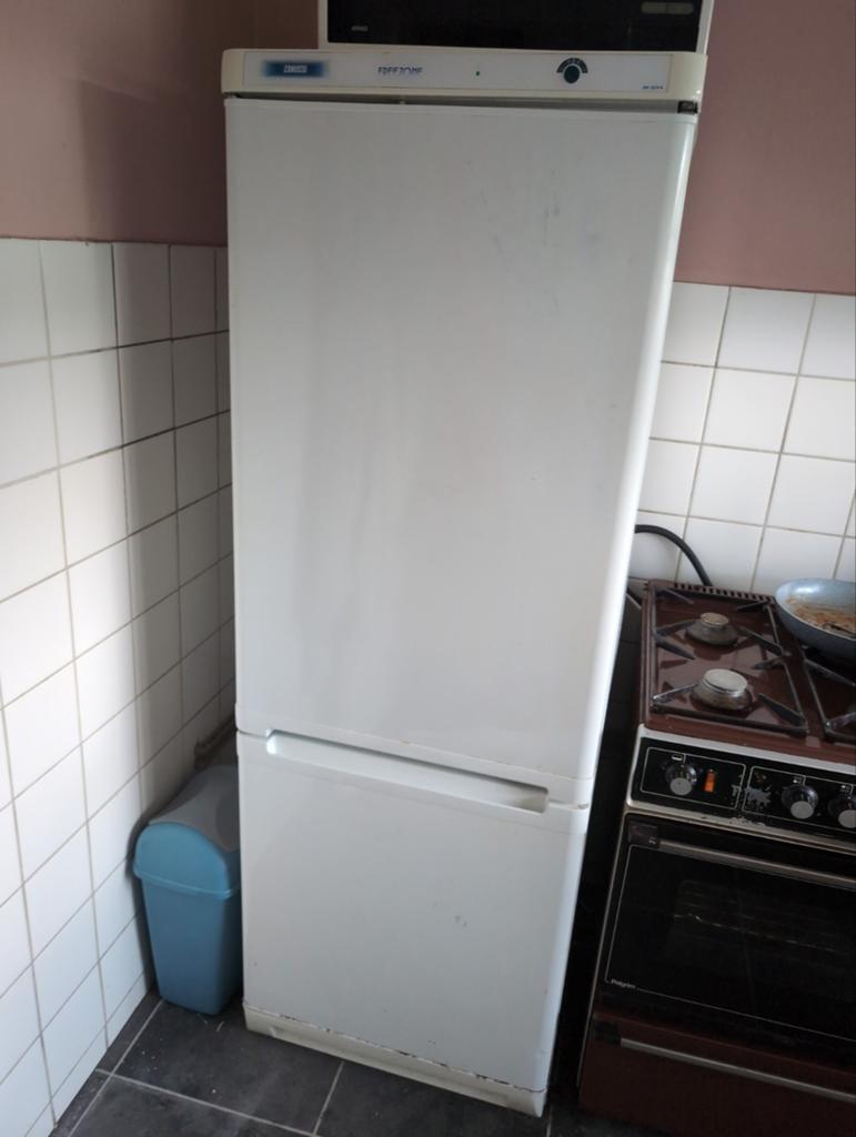 Zanussi Koelkast Vries Combinatie met 3 Vrieslades, Ophalen, Gebruikt, Met aparte vriezer, 160 cm of meer
