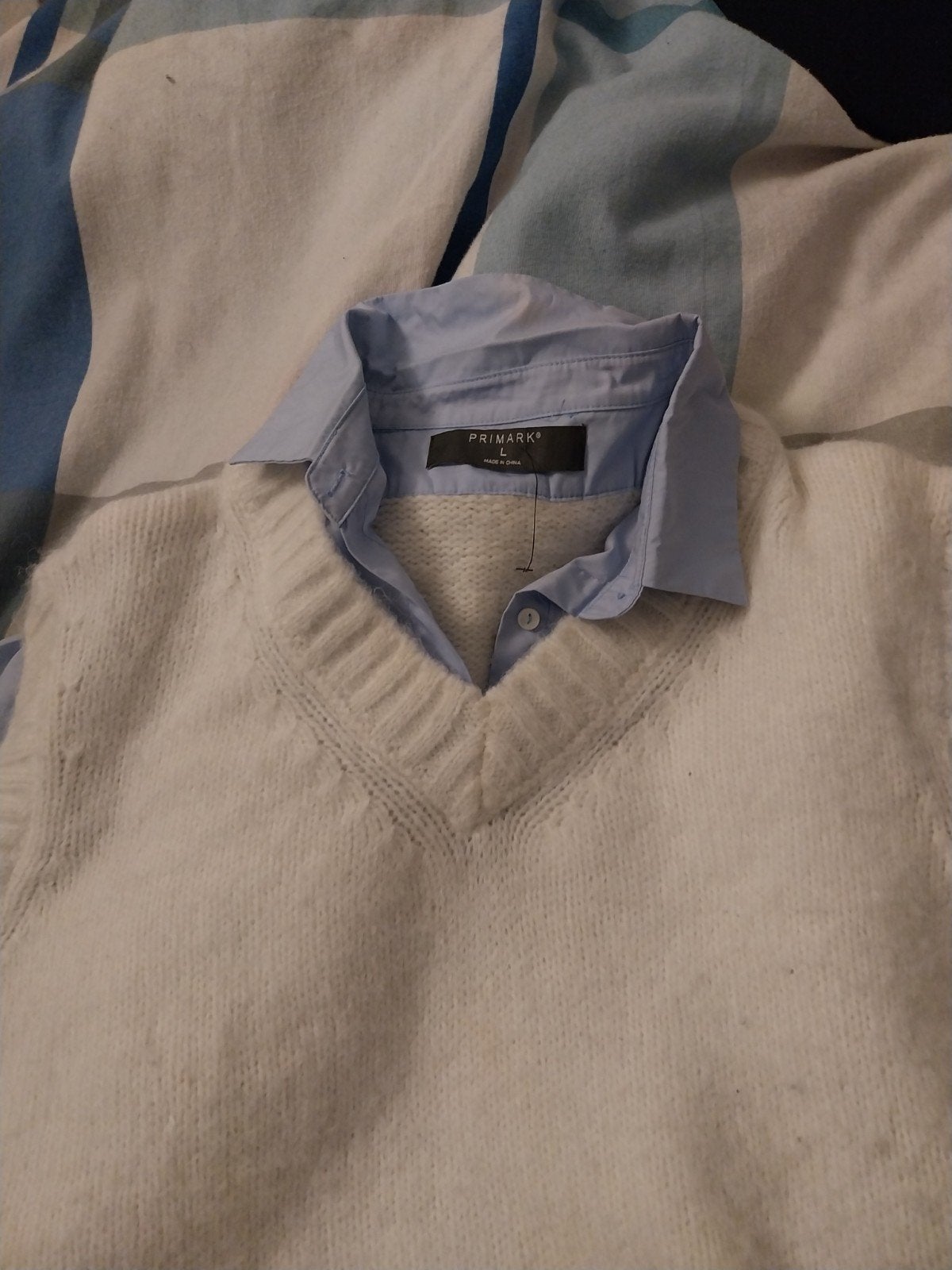 Primark Witte Gebreide Trui met Blauw Overhemd, Wit, Maat 42/44 (L), Zo goed als nieuw, Verzenden