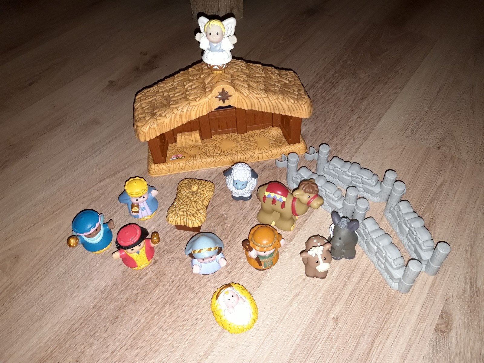 little people kerststal, Ophalen, Speelset