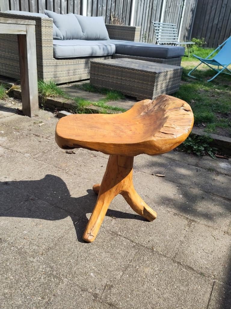 Houten tafeltje, Ophalen, Hout