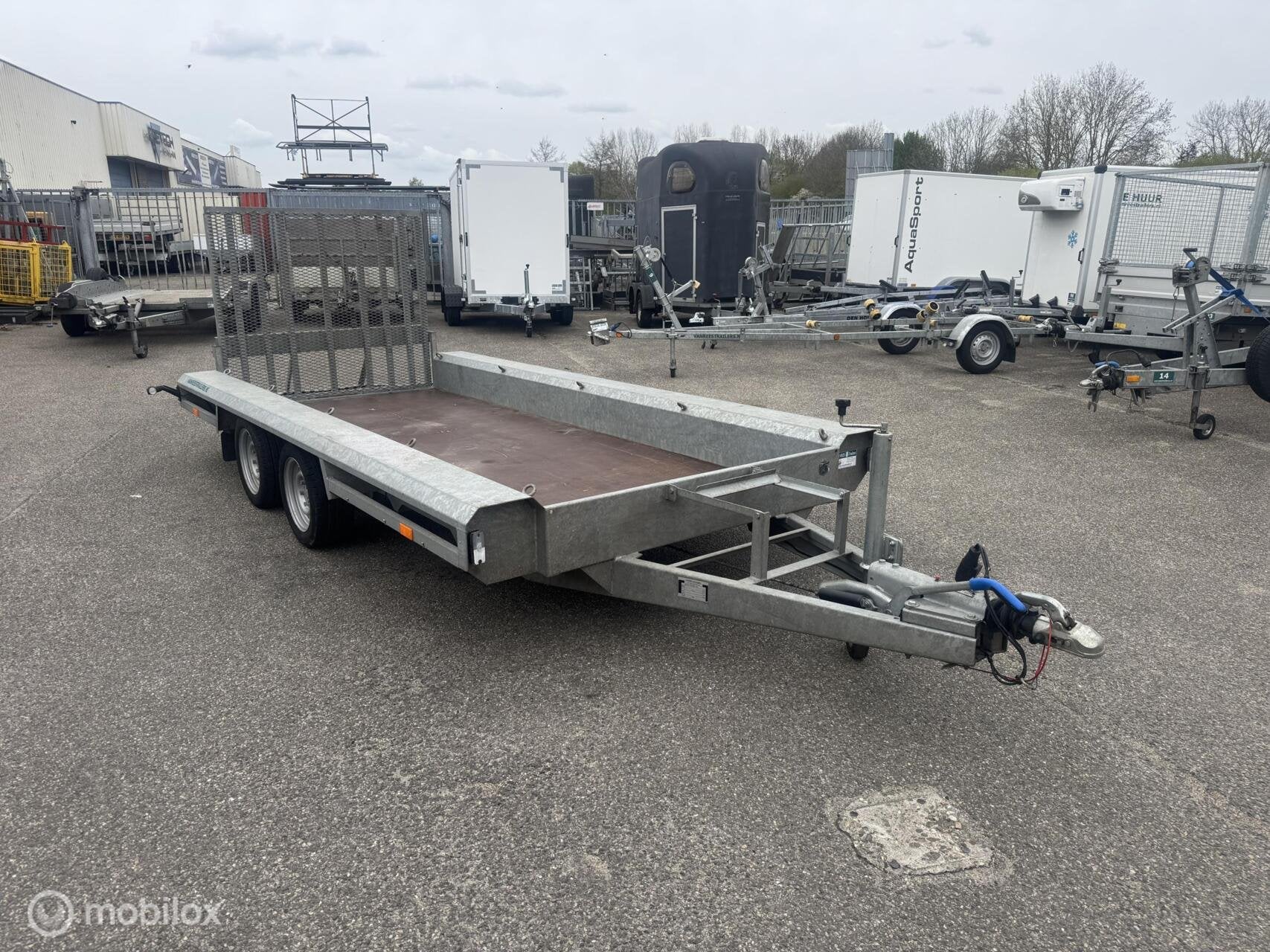 Machinetransporter 400x150 2700kg oprijklep, Gebruikt