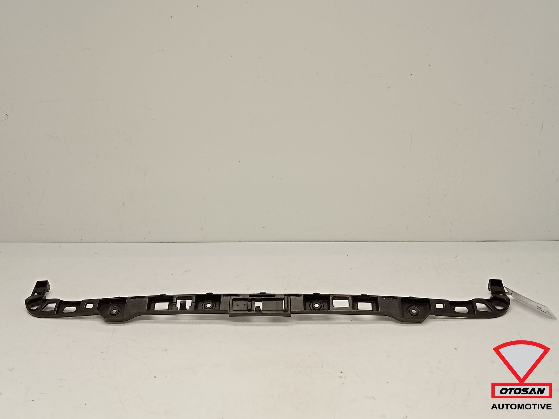 VW Golf 6 Achterbumper Geleider 5K6807863, Gebruikt, Volkswagen, Volkswagen AG, Bumper