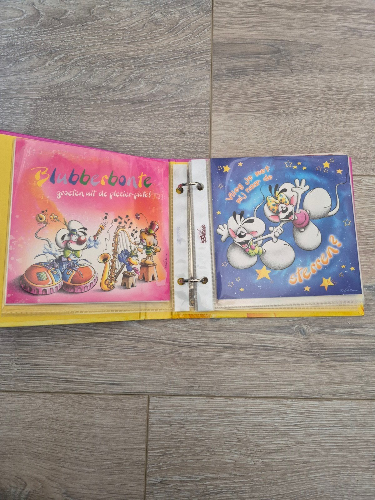 14 x NIEUWE Diddl verzamelkaarten in mooi mapje
De 14 x 14 x, Ophalen of Verzenden, Verschillende figuren, Nieuw, Papier, Kaart of Schrift