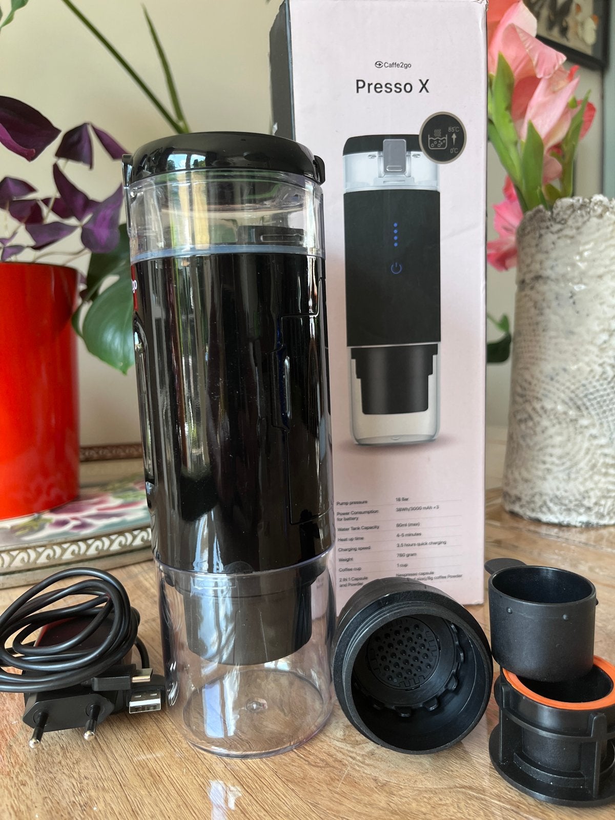 Compacte reis koffiezetapparaat voor Nespresso & losse koffi, Overige modellen, Gemalen koffie, Ophalen of Verzenden, Zo goed als nieuw