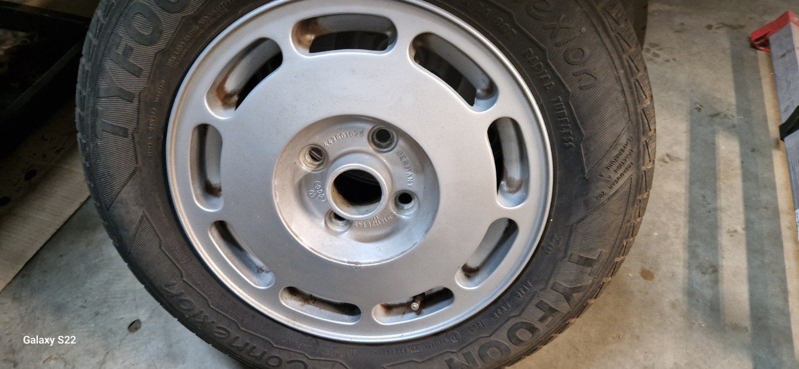 Audi 100 CS velgen gestraald en gespoten, Ophalen, Gebruikt, Audi