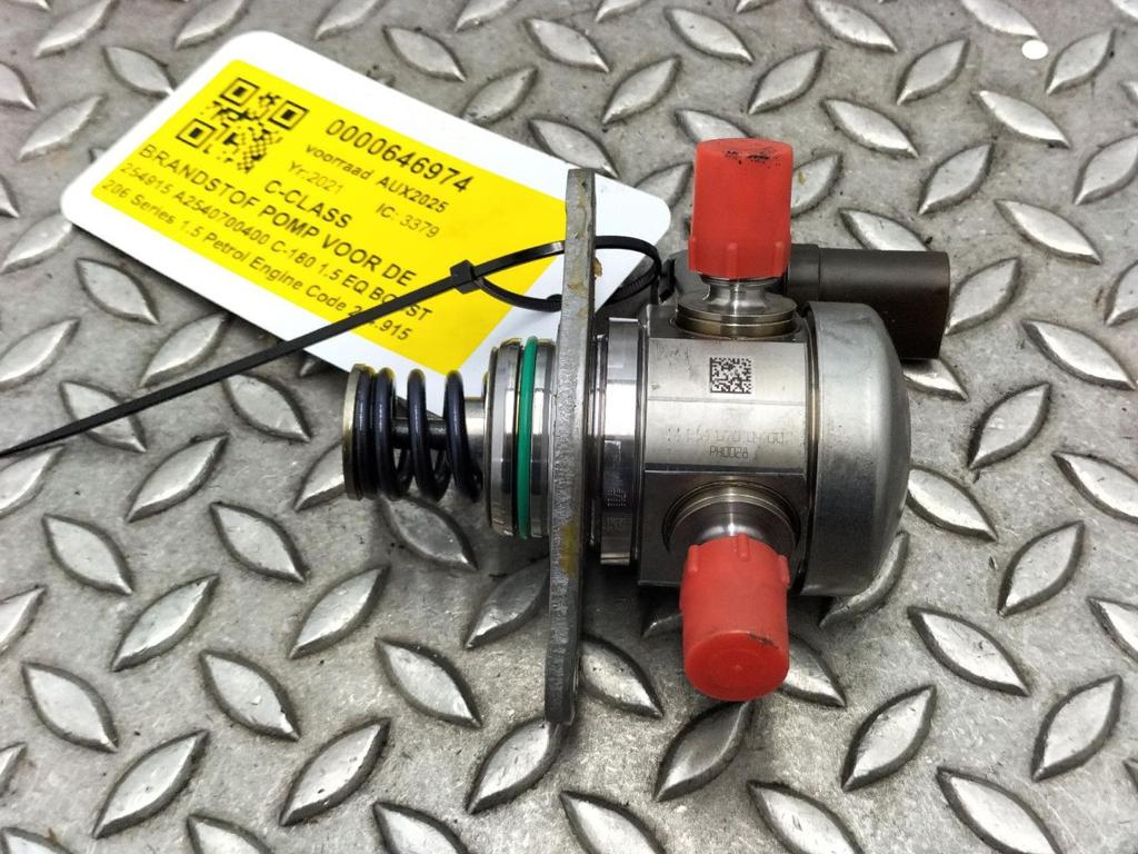 MERCEDES C-CLASS BRANDSTOF POMP VOOR DE INJECTOR 2540700400, Ophalen of Verzenden, Gebruikt, Stiba lid
