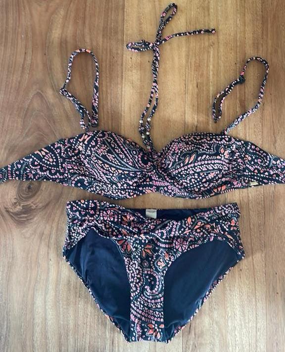 Triumph Bikini Nieuw 36, Ophalen of Verzenden, Nieuw, Bikini