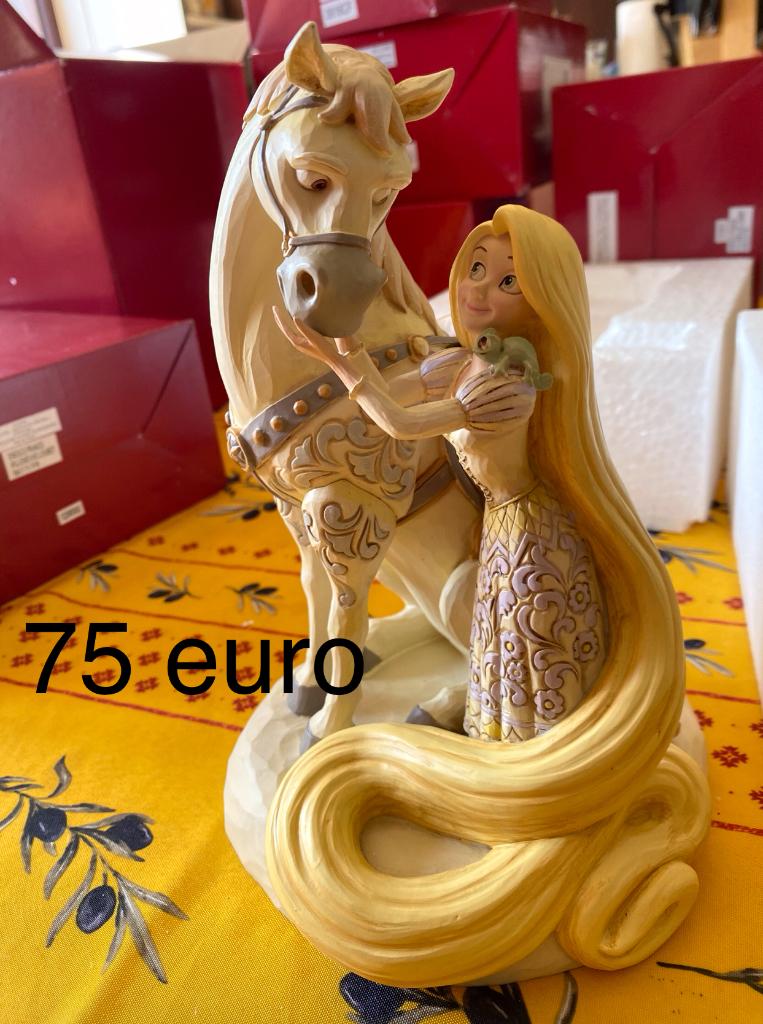 Disney traditions, Ophalen, Assepoester of Belle, Nieuw, Beeldje of Figuurtje