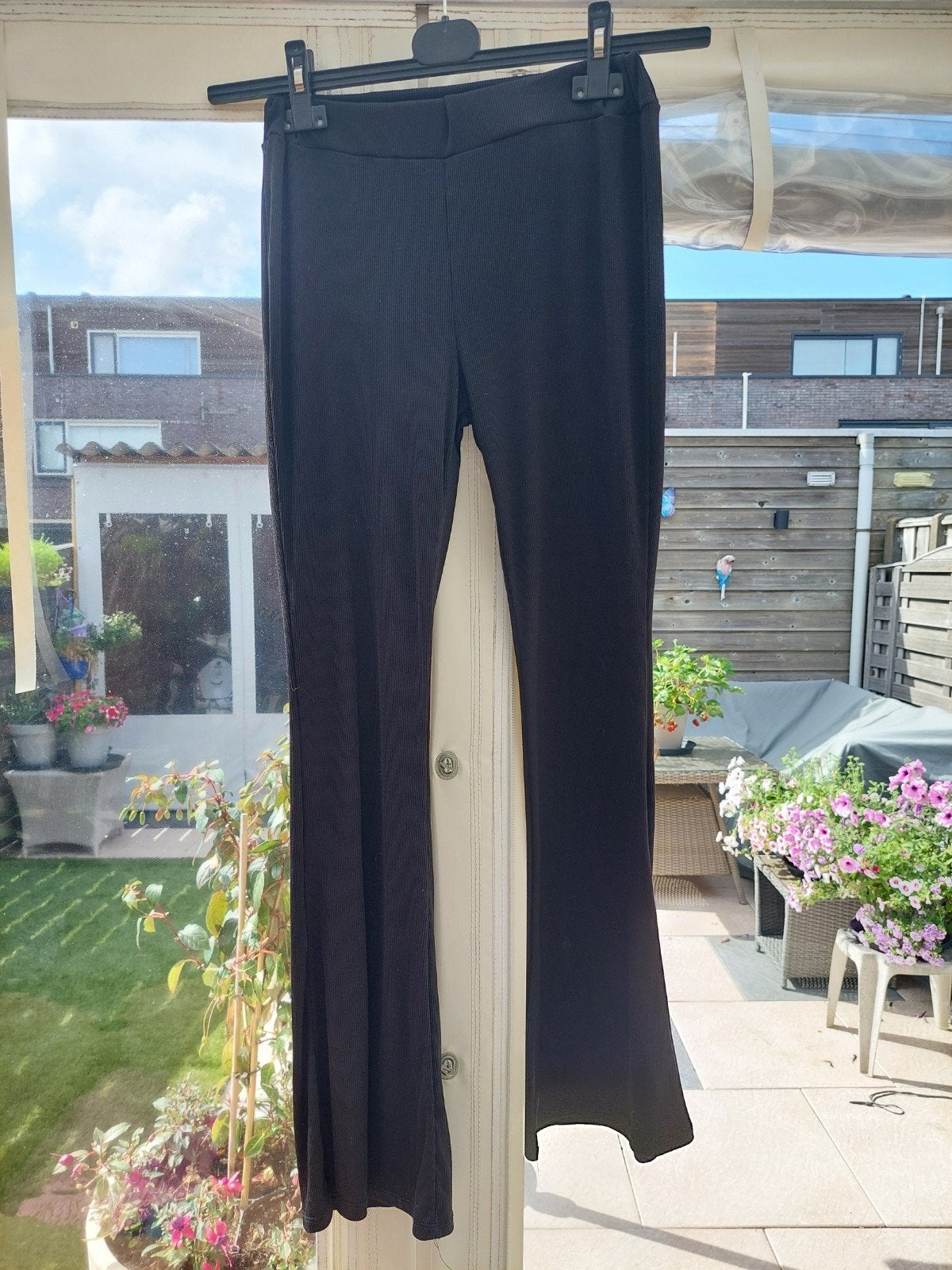 broeken, Zwart, Maat 42/44 (L), Ophalen of Verzenden, Zo goed als nieuw