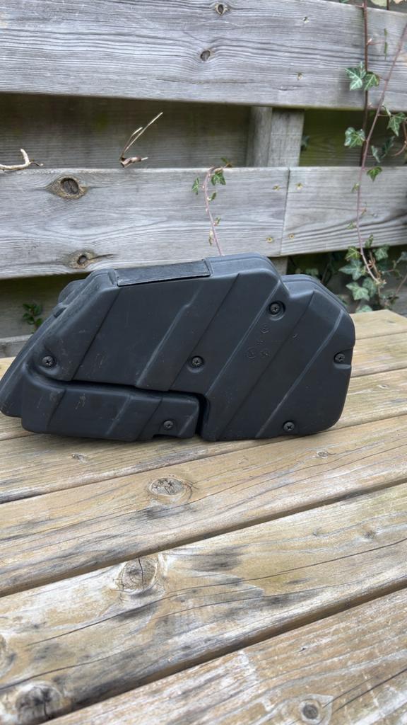 Hexagon luchtfilter box 125cc 2t, Motoren, Ophalen of Verzenden, Gebruikt