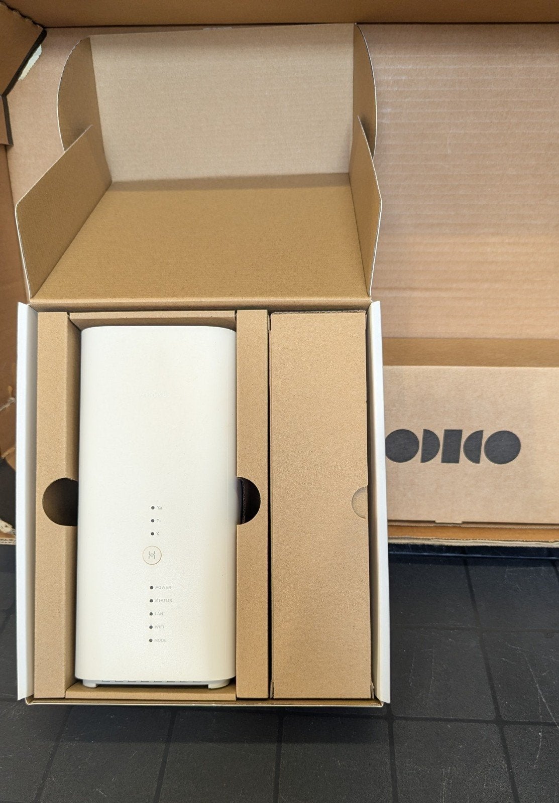 GRATIS VERZENDEN Huawei 4G B818 router MIFI wifi simlockvrij, Ophalen of Verzenden, Zo goed als nieuw, Router, Huawei