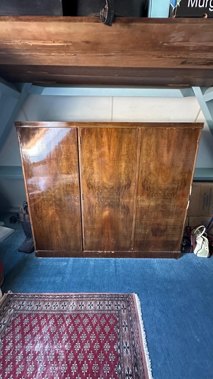 Vintage Notenhouten Linnenkast met Drie Deuren, Antiek en Kunst, Antiek | Meubels | Kasten, Ophalen