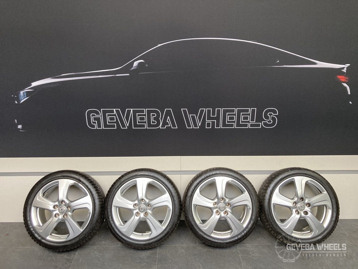 17” originele Opel Adam Corsa D velgen + winterbanden 5x110, -, -, Banden en Velgen, 17 inch