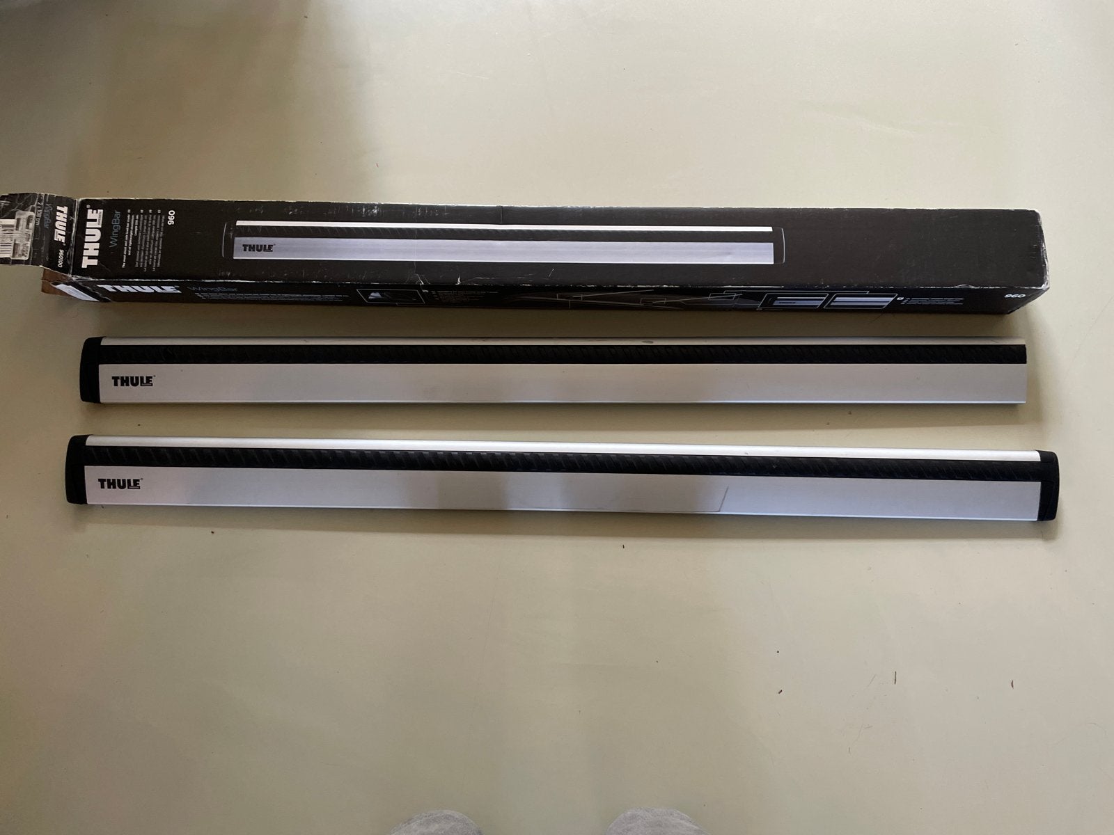 Thule Wingbar 960 dakdragers voor o.a. Toyota Auris/Corolla, Ophalen of Verzenden, Gebruikt