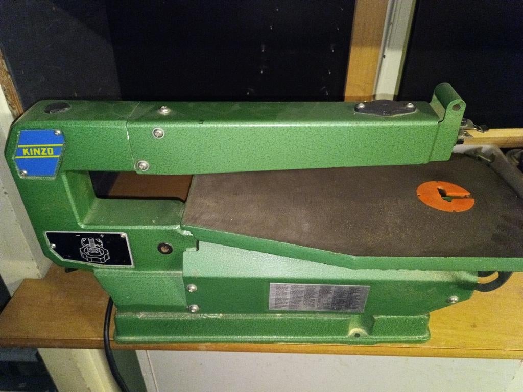 Kinzo Figuurzaagmachine - Zwaar Gietijzer Frame, Doe-het-zelf en Verbouw, Gereedschap | Zaagmachines, Ophalen, Minder dan 30 mm