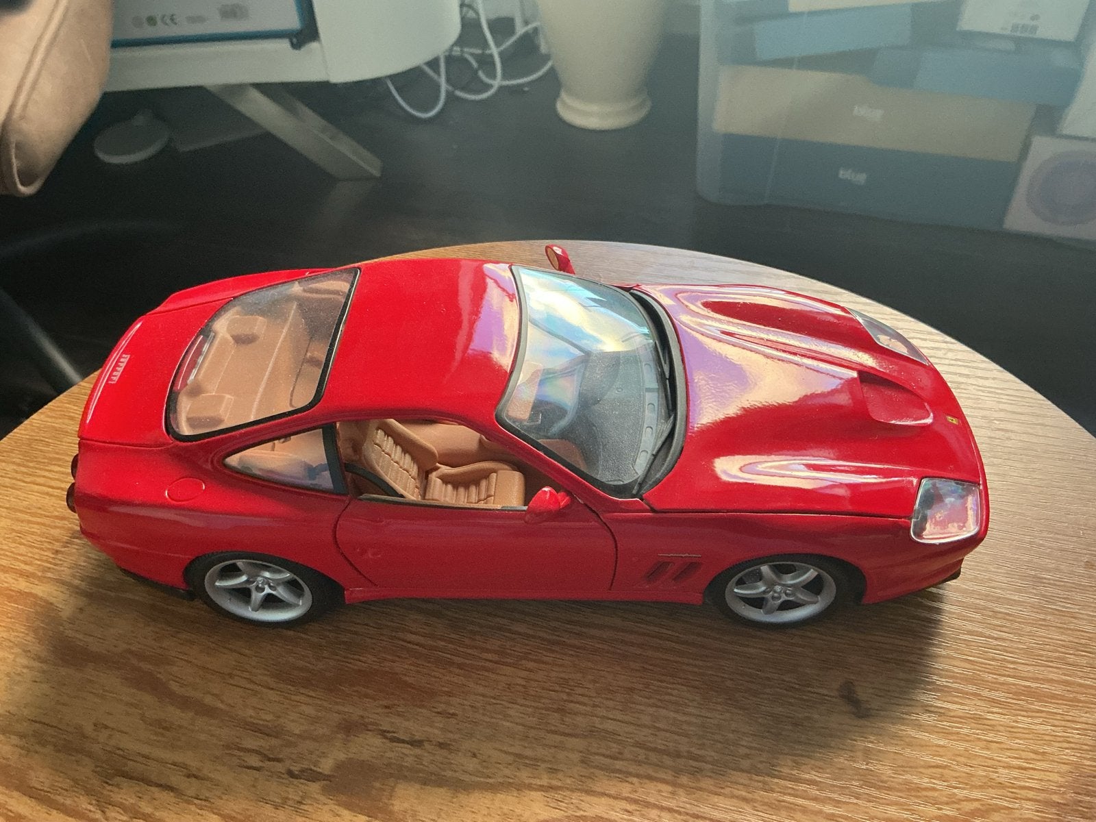 Maisto Ferrari 550 Maranello Schaalmodel 1:18, Ophalen, Zo goed als nieuw, Auto, Maisto