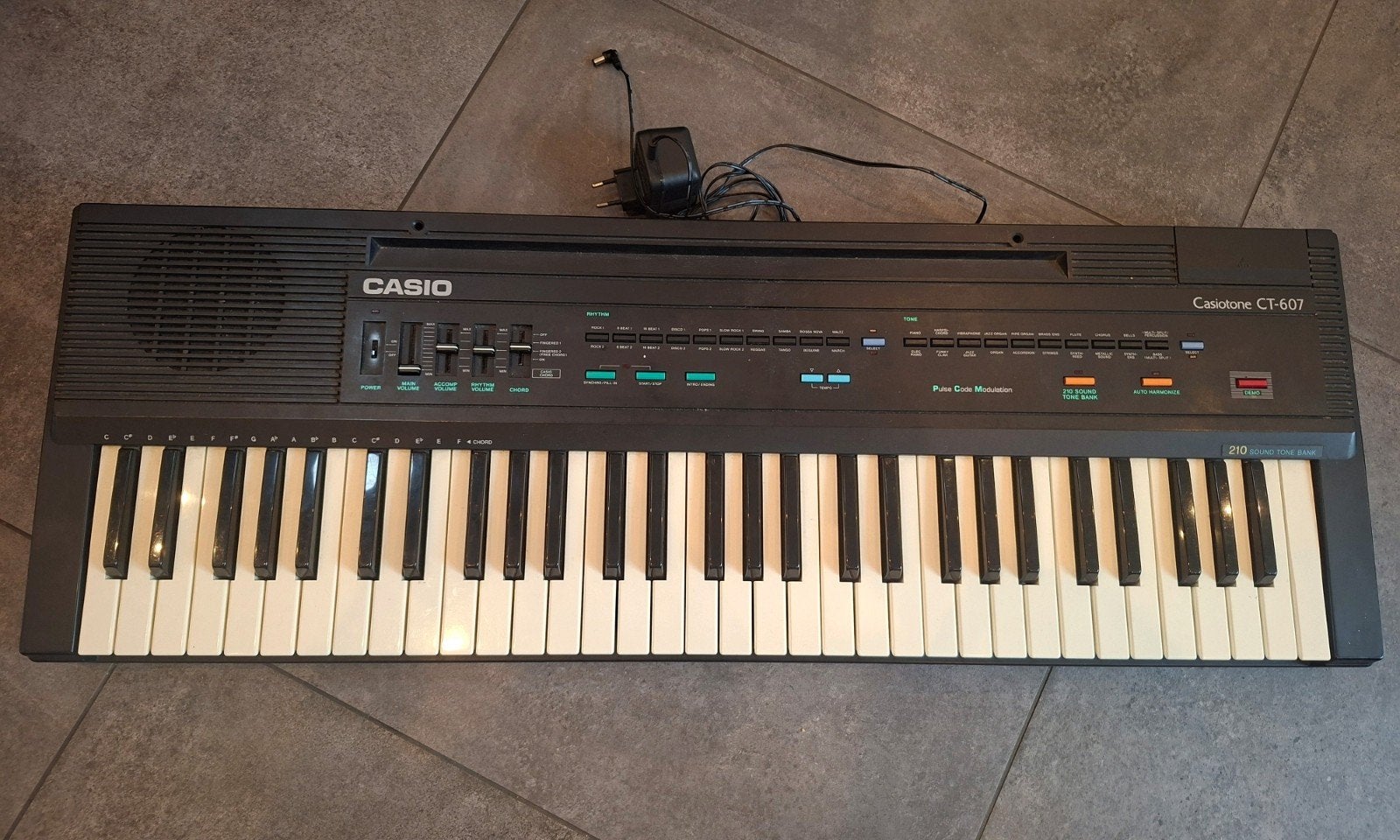 Casio Casiotone CT-607 Keyboard met 61 toetsen, Ophalen, Gebruikt, 61 toetsen, Casio