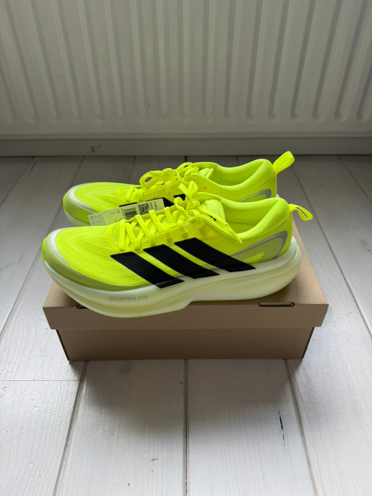 Adidas Supernova Glide M Hardloopschoenen • Maat 42 2/3, Sport en Fitness, Loopsport en Atletiek, Adidas, Hardloopschoenen, Nieuw