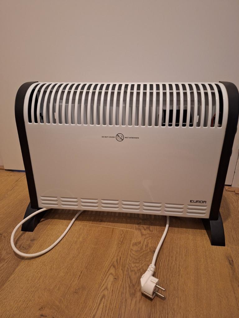 Elektrische Kachel - 2000W, Ophalen, Overige soorten, Elektrisch, Zo goed als nieuw