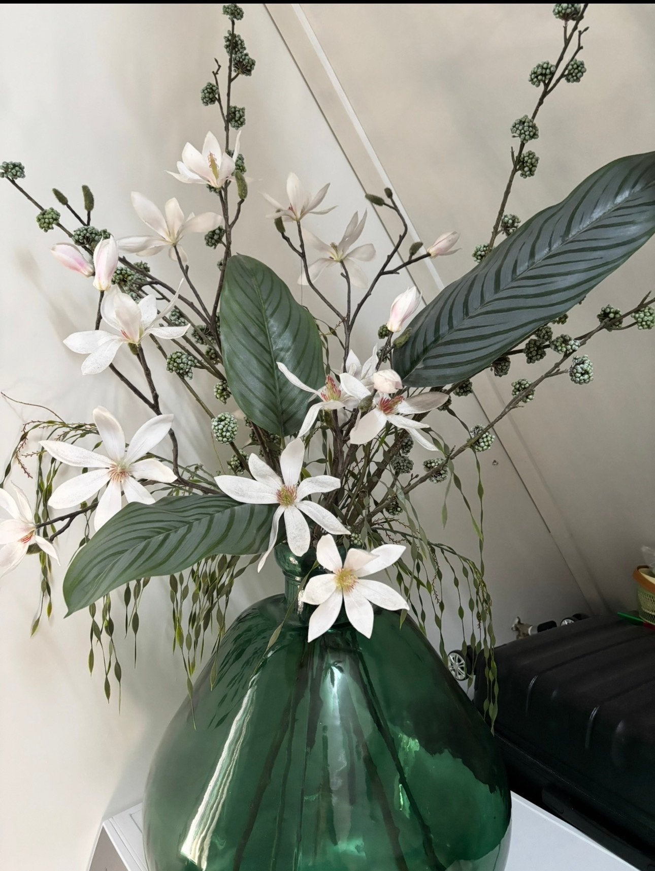 Grote vaas met zijdebloenen, Ophalen, Gebruikt