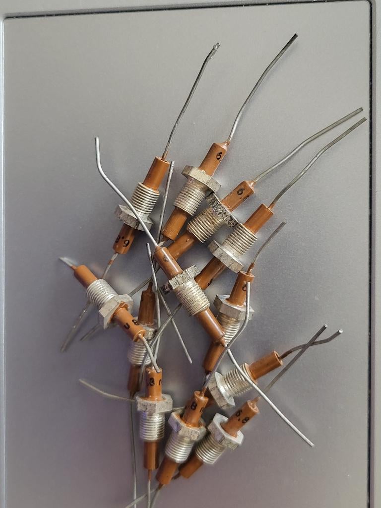 12 pcs Threaded C Circuit Filters, Verzenden, Zo goed als nieuw