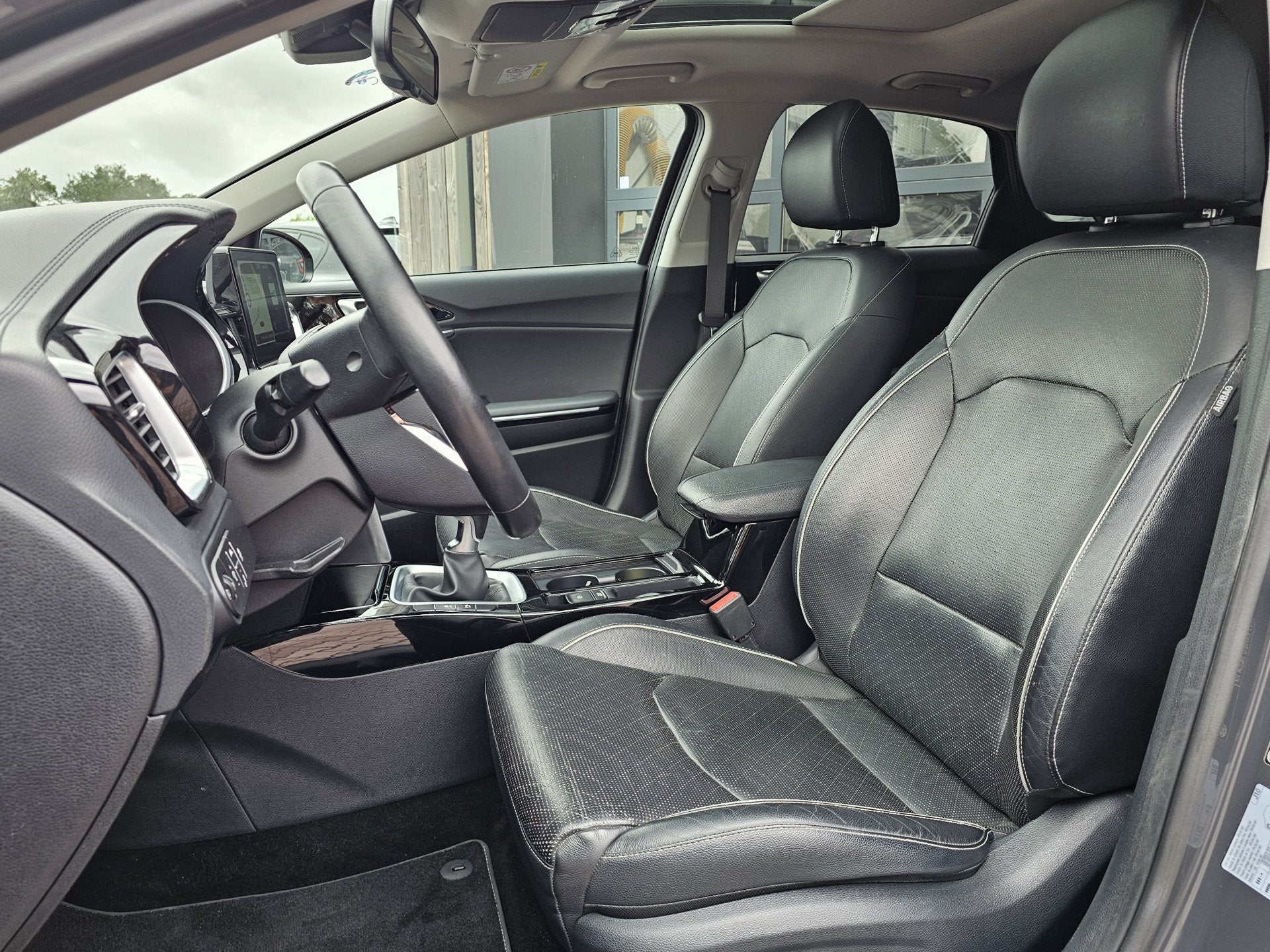 Kia Ceed 1.4 T-GDi ExecutiveLine | Navi | Pano | Trekhaak |, Auto's, Kia, Voorwielaandrijving, 12 maanden, 4 cilinders, Lichtsensor