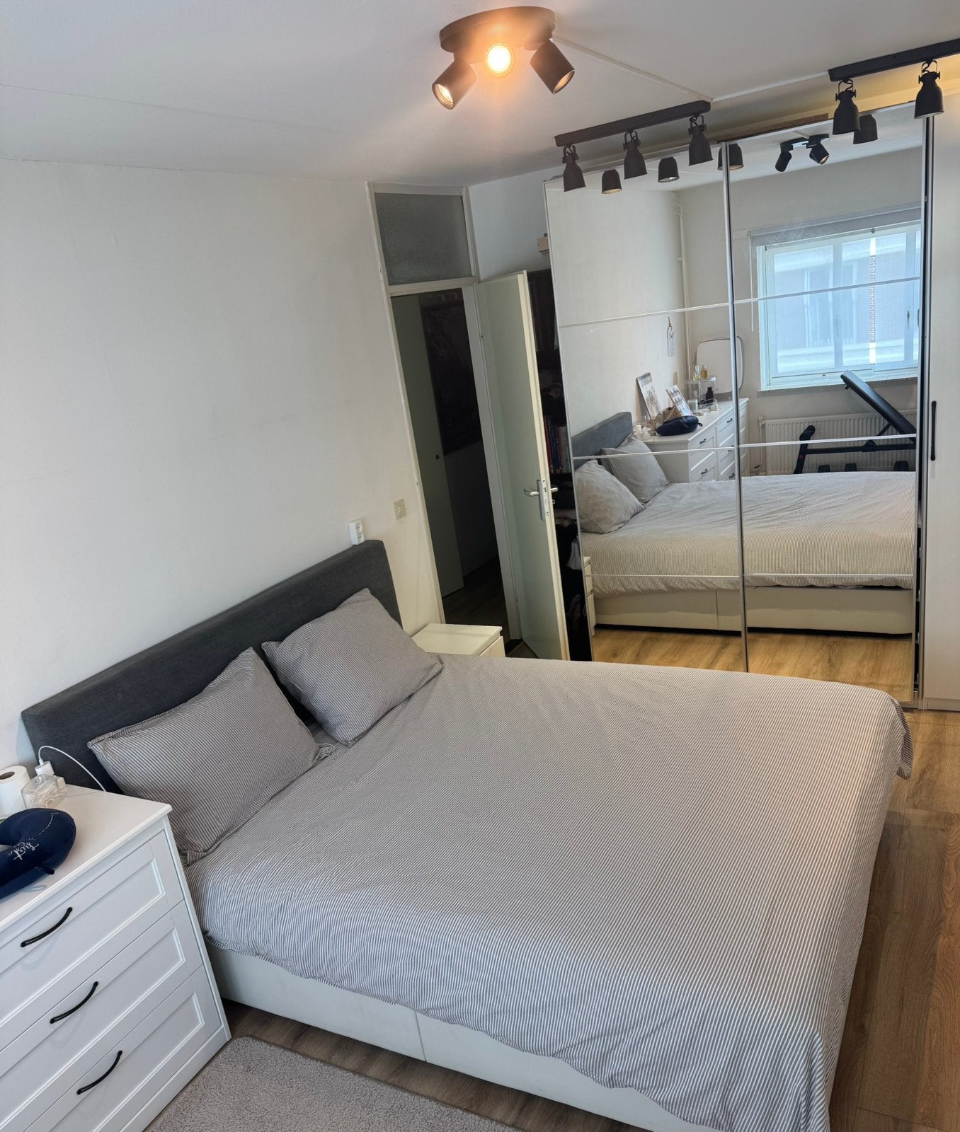 İkea 2 persoons bed, Ophalen of Verzenden, Zo goed als nieuw, Tweepersoons