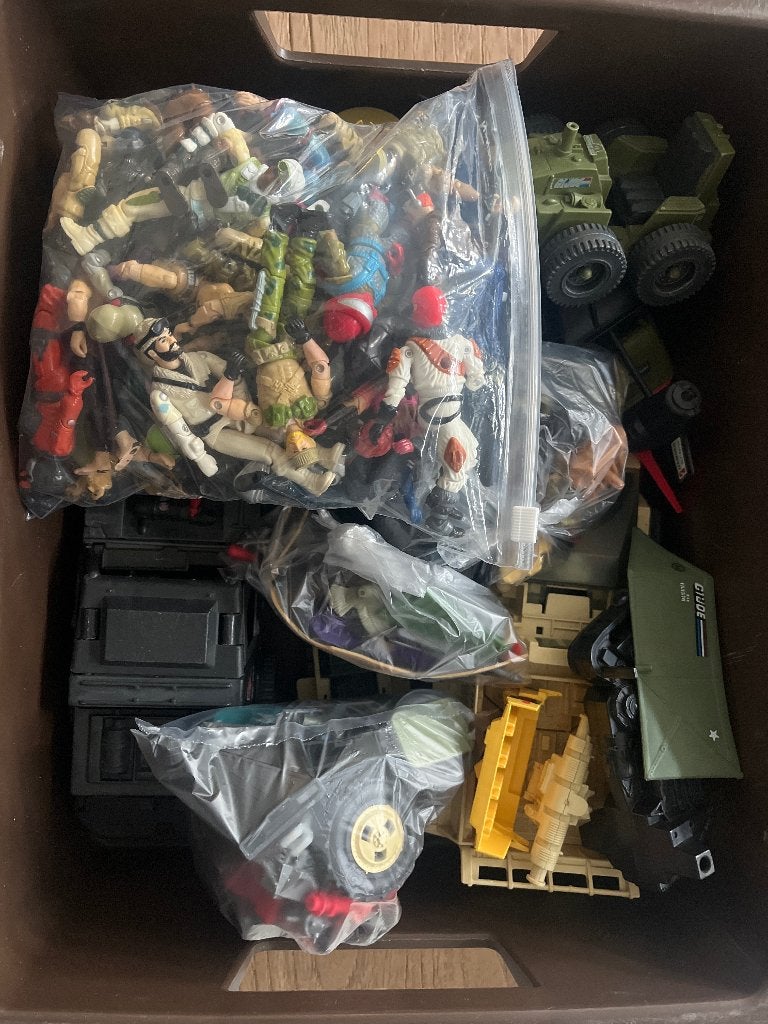 Grote partij G.I. Joe figuren en voertuigen, Verzenden, Gebruikt
