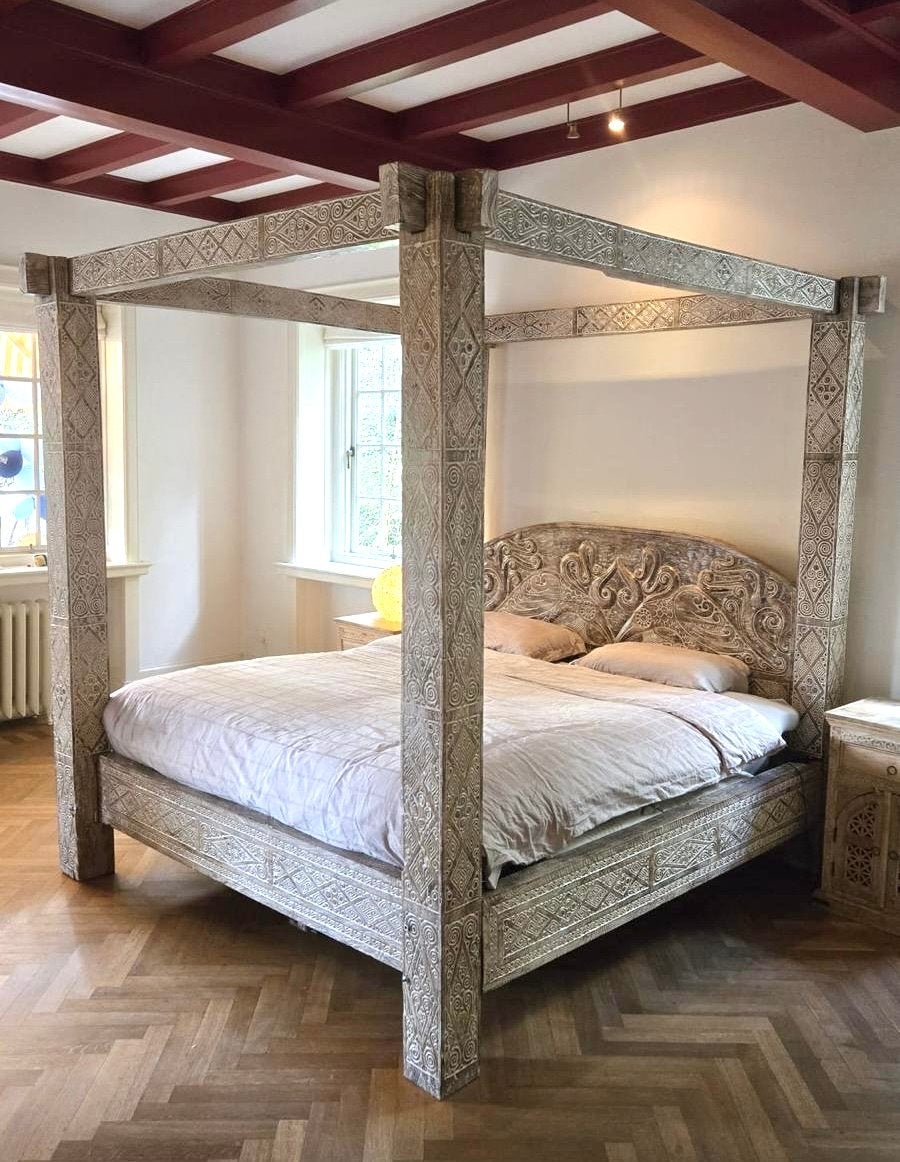 Handgemaakt Indonesisch Hardhouten Hemelbed Ibiza-Bali Stijl, Huis en Inrichting, Ophalen, Beige, Tweepersoons, Zo goed als nieuw