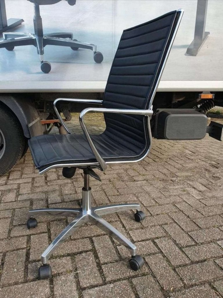 Zeer luxe bureaustoel / vergaderstoel echt leer!, Postbus, Zwart, Ophalen of Verzenden, Onbekend