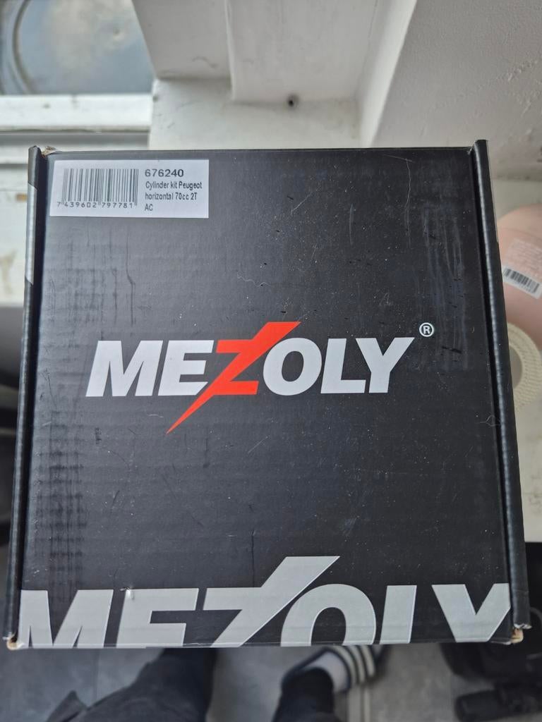 Mezoly 70cc Cilinderkit Peugeot 2 Takt Horizontaal, Fietsen en Brommers, Brommeronderdelen | Scooters, Ophalen, Nieuw, Cilinder