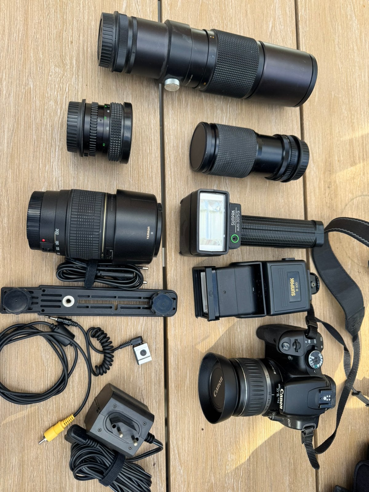 Canon 400D + Accessoires, Ophalen, Zo goed als nieuw, Canon, Geen optische zoom