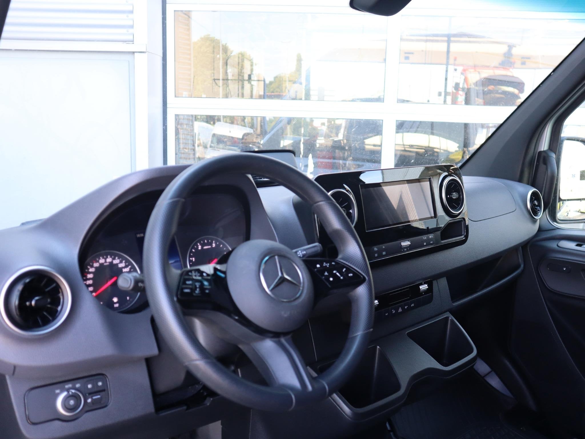 Mercedes-Benz Sprinter 319 L4 XXL 4x4 DUBBELE CABINE, Automaat, Stoelverwarming, Gebruikt, Euro 6
