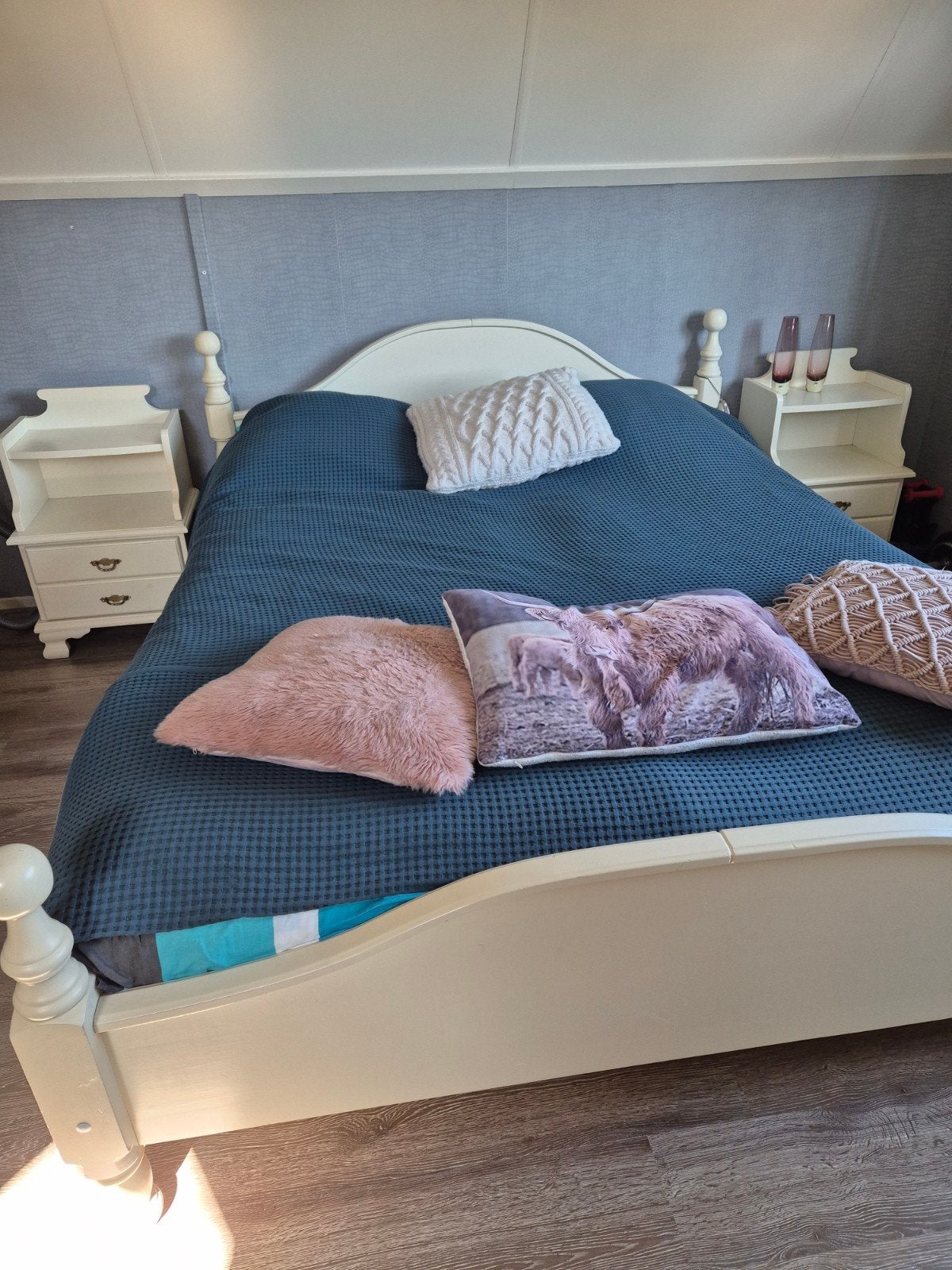 Wit ledikant met nachtkastjes Bieden, Huis en Inrichting, Slaapkamer | Bedden, Ophalen, Gebruikt, Wit, Tweepersoons
